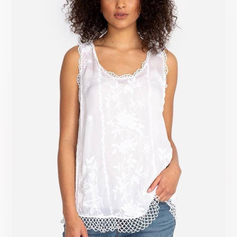 Johnny Was Heavy Embroidery Floral Eyelet Tank Size Large Cream Off White Color